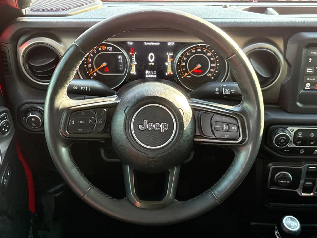 Used 2020 Red Jeep Sport image 15
