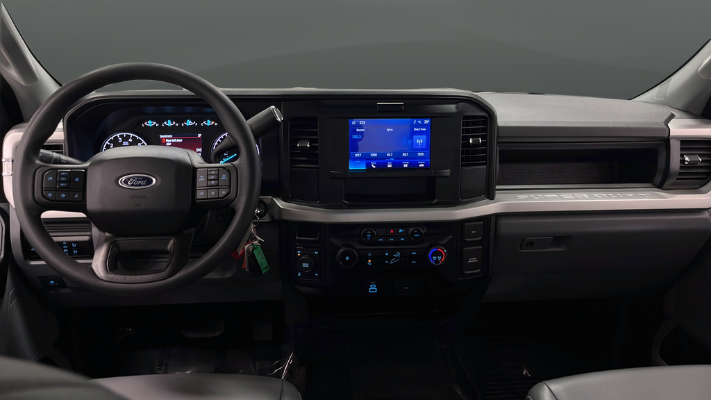 Used 2025 Oxford White Ford XL image 11