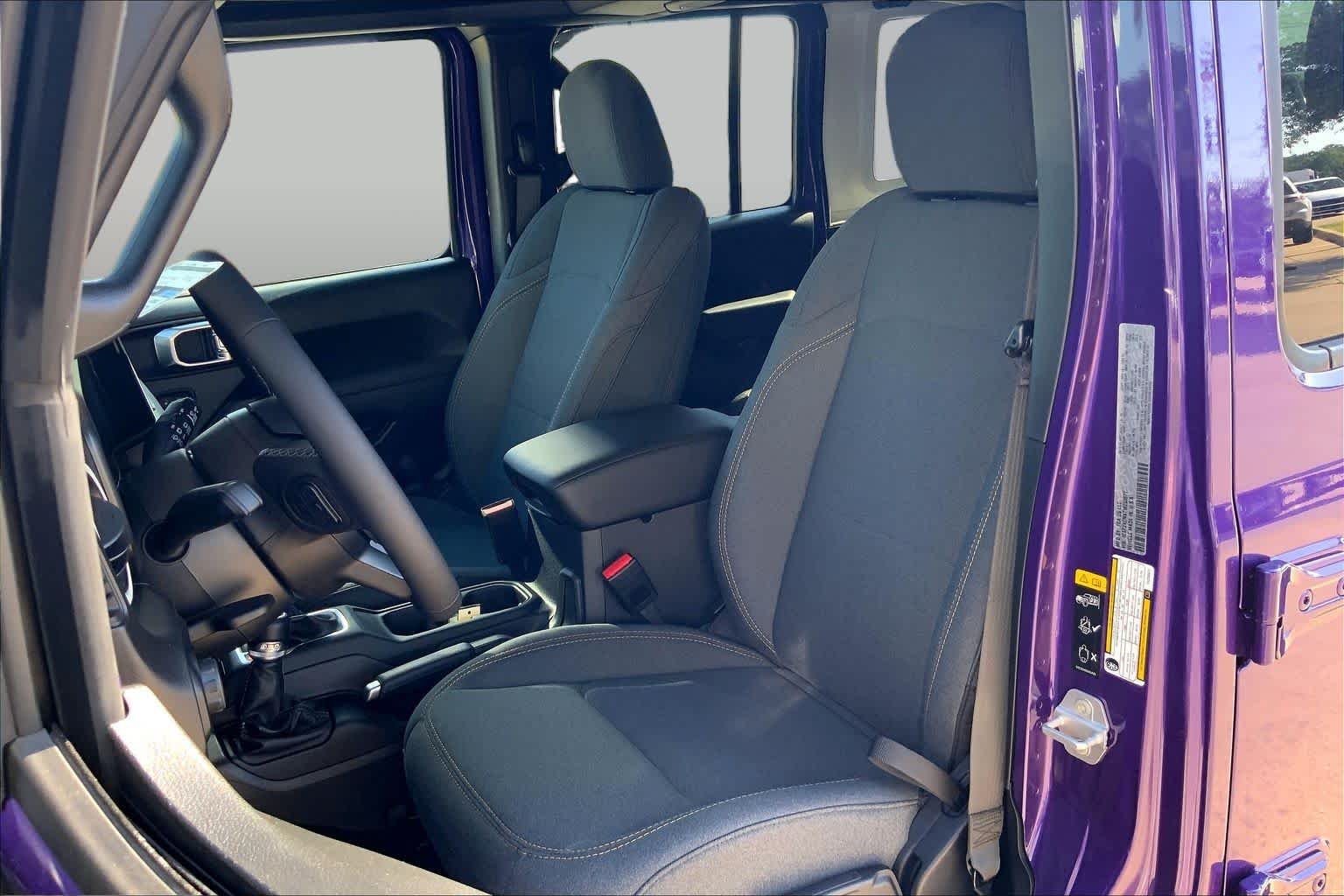New 2026 Reign Exterior Paint Jeep Sport S image 9