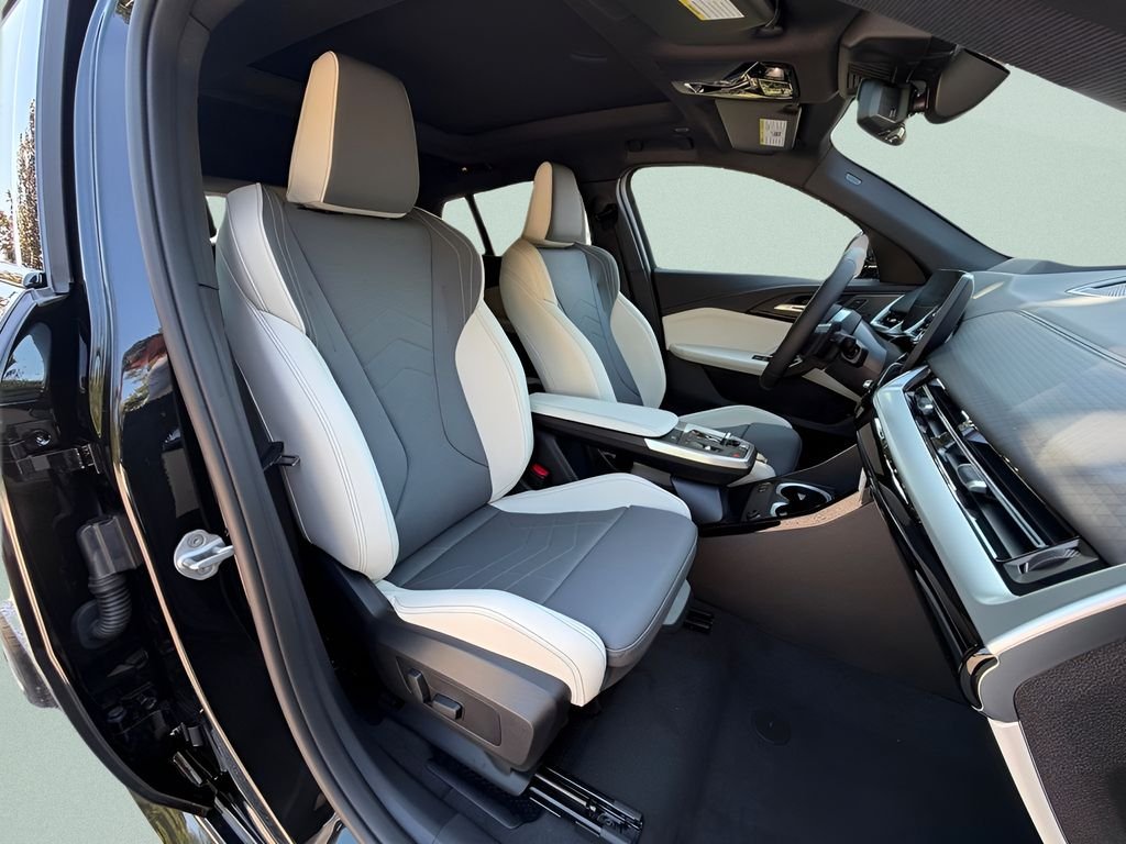 New 2026 Black Sapphire Metallic BMW xDrive28i image 23