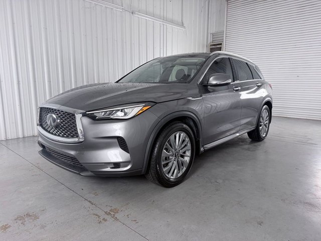 2023 INFINITI QX50 LUXE