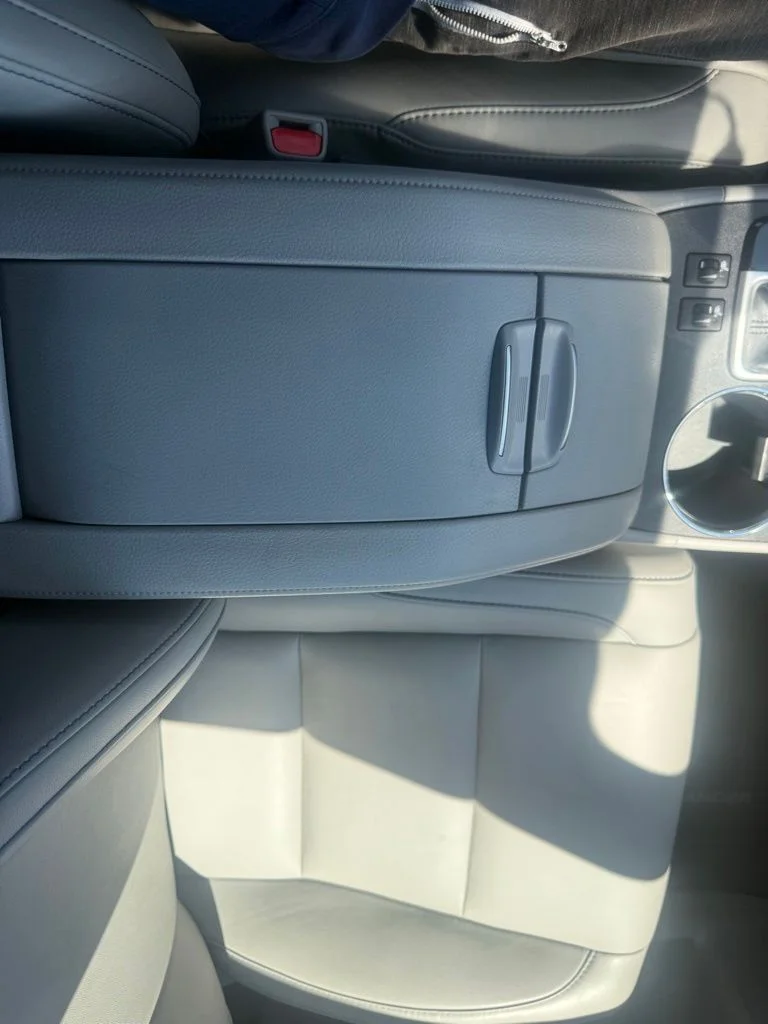 Certified Used 2019 Blizzard Pearl Toyota XLE image 29