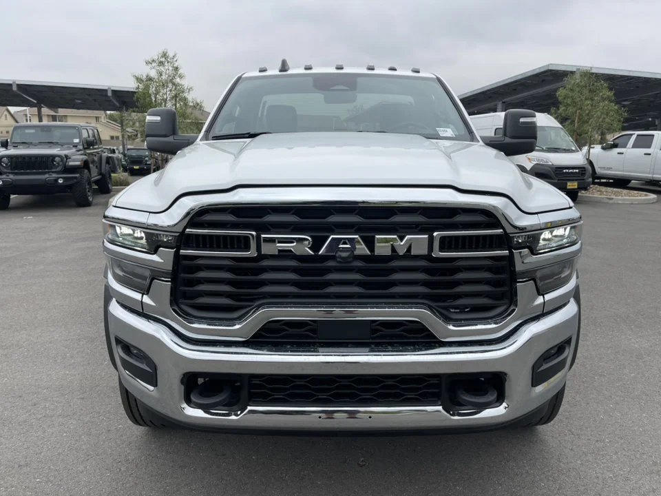 New 2025 White Ram Tradesman image 9