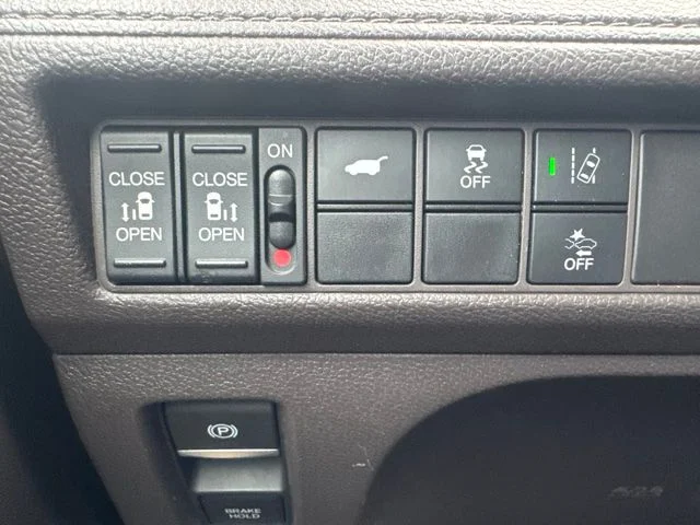 Certified Used 2019  Honda EX-L image 13