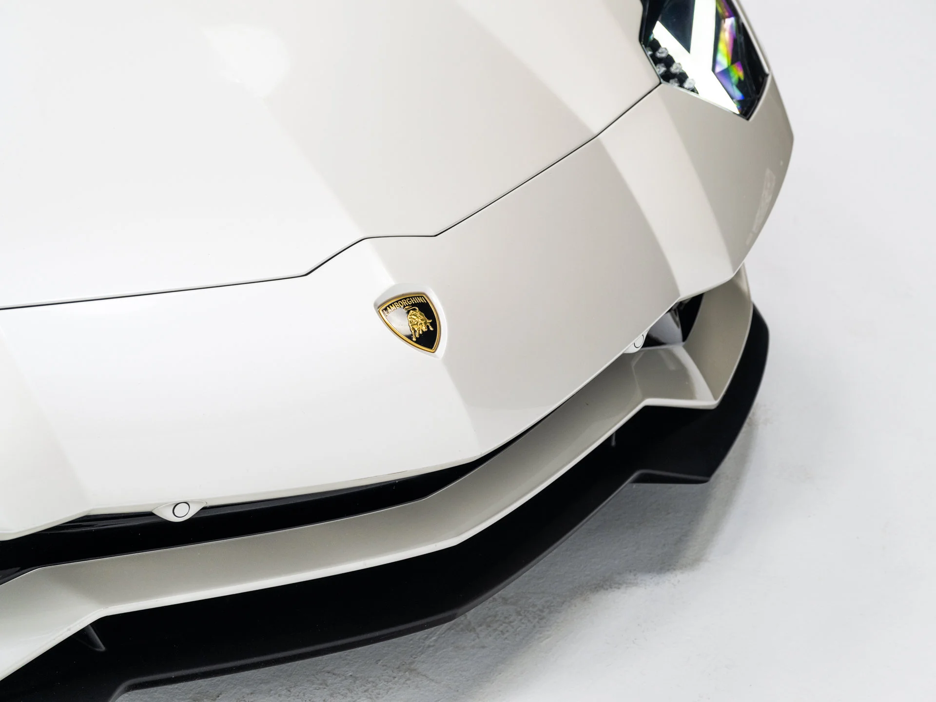 Used 2018 Bianco Isis Lamborghini  image 19