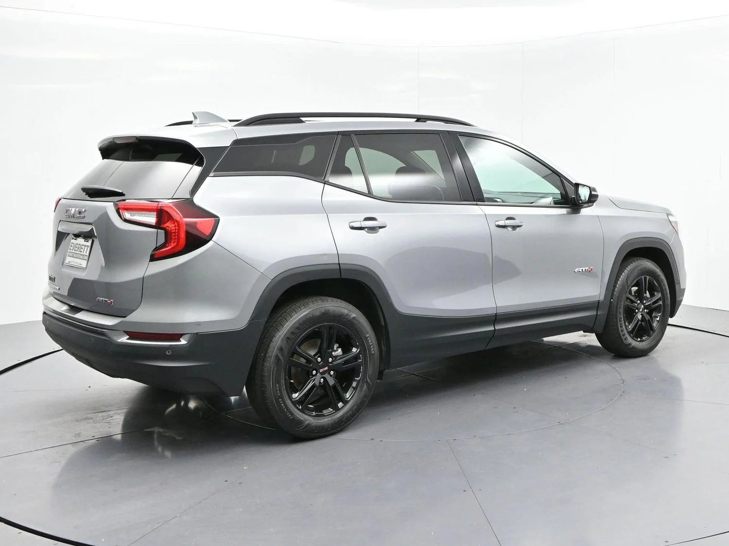 Used 2023 Sterling Metallic GMC AT4 image 7