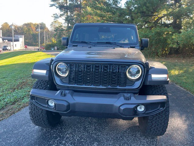 Used 2025 Granite Crystal Metallic Clearcoat Jeep Willys image 8