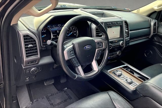 Used 2019 Black Ford Platinum image 10