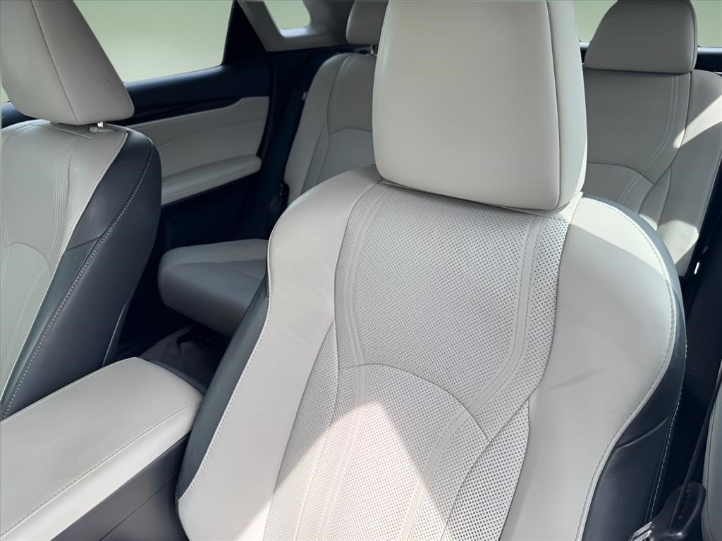 Used 2019 White Pearl Lexus RX 350 image 14