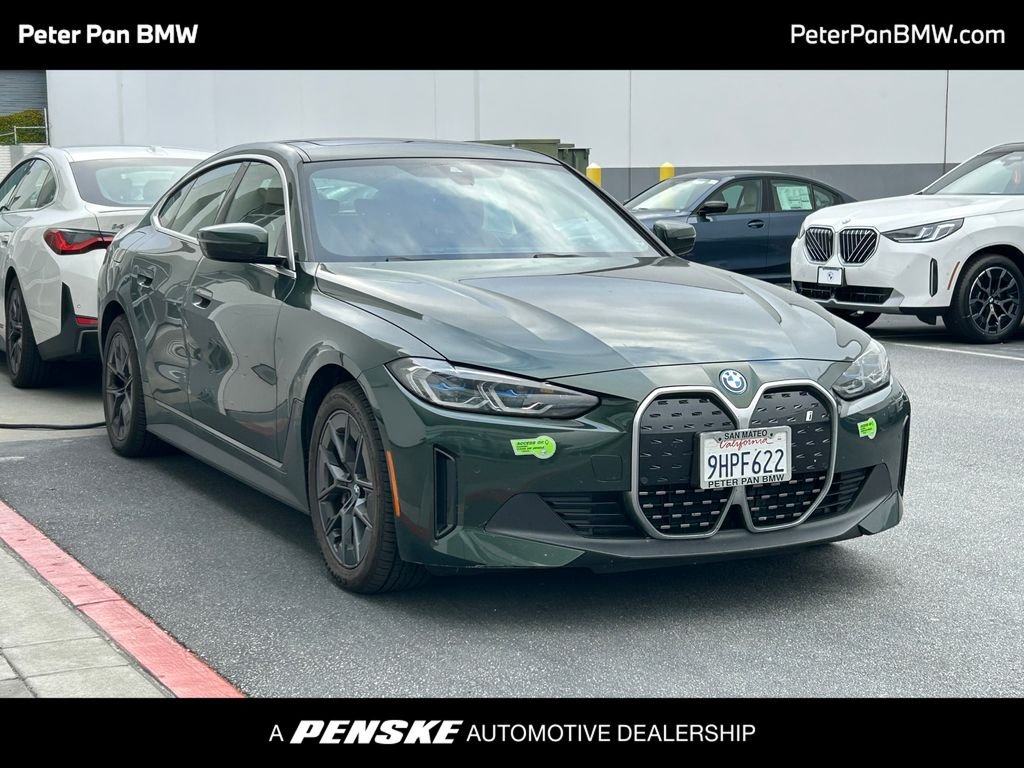 2023 BMW i4 eDrive40's photo