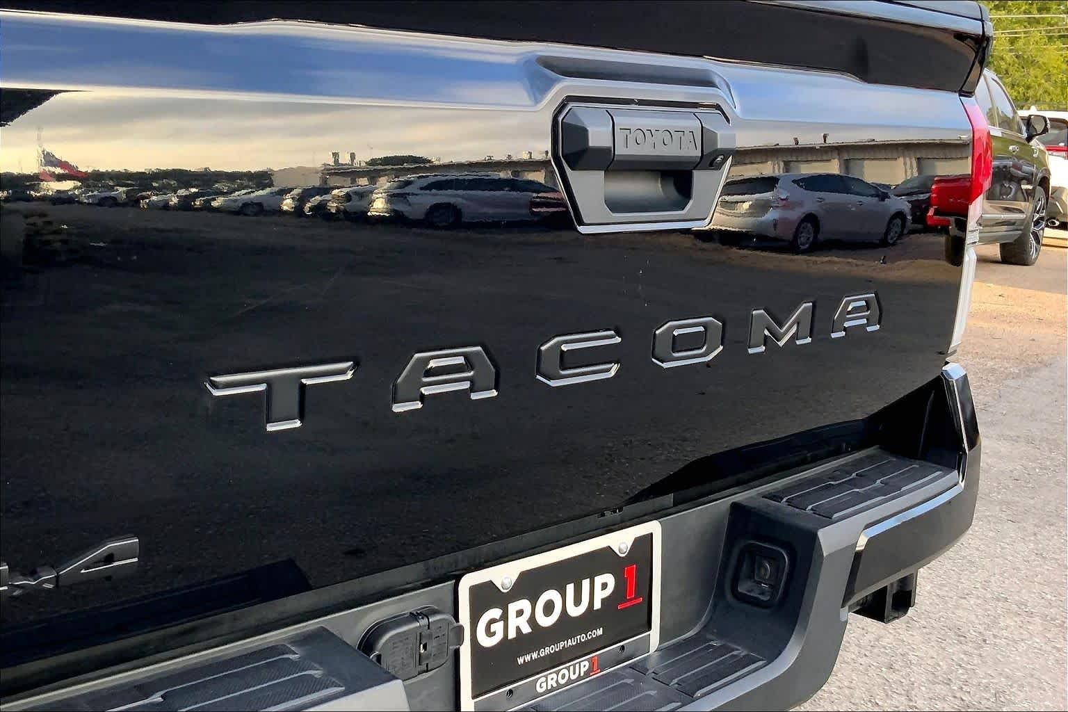 Used 2025 Black Toyota SR5 image 30