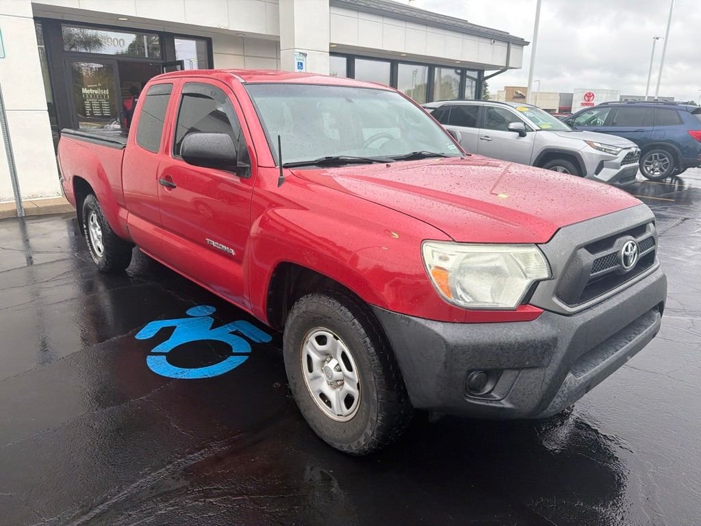 Used 2015 Red Toyota Base image 9