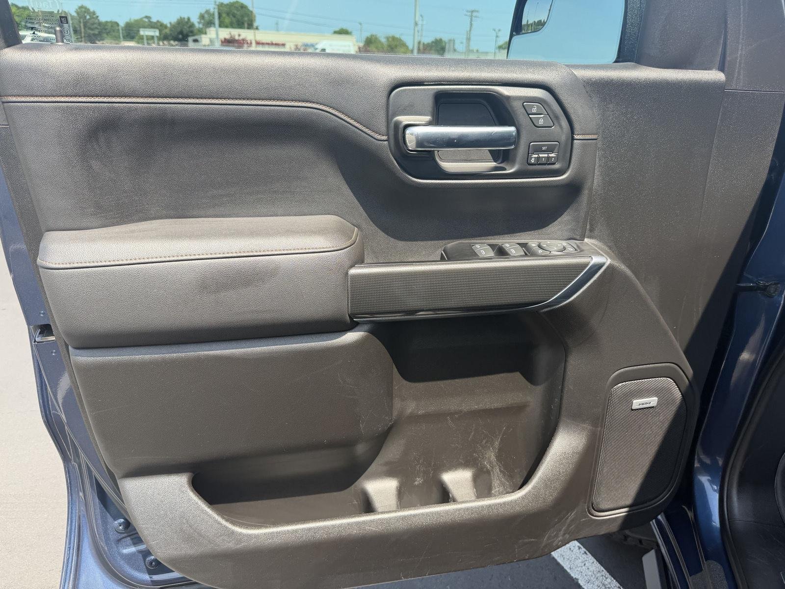 Used 2019 Pacific Blue Metallic GMC AT4 image 10