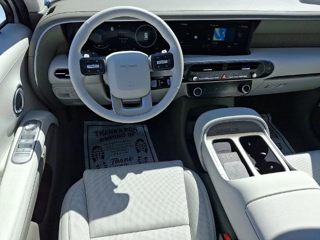 New 2027 White Hyundai SEL image 7