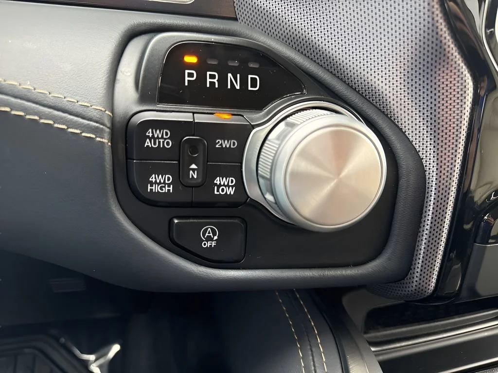 Used 2020  Ram Limited image 25