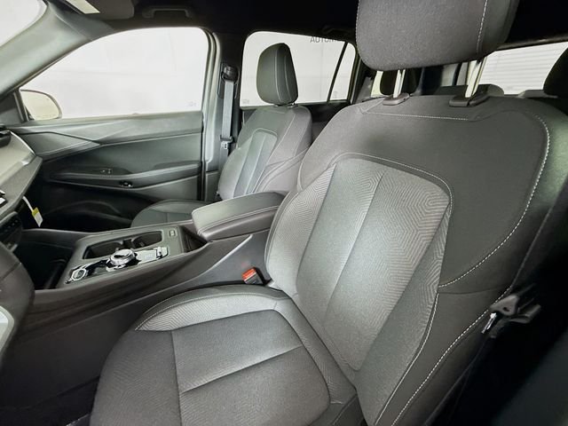 New 2026 Silver Zynith Clear-Coat Exterior Paint Jeep Laredo image 20
