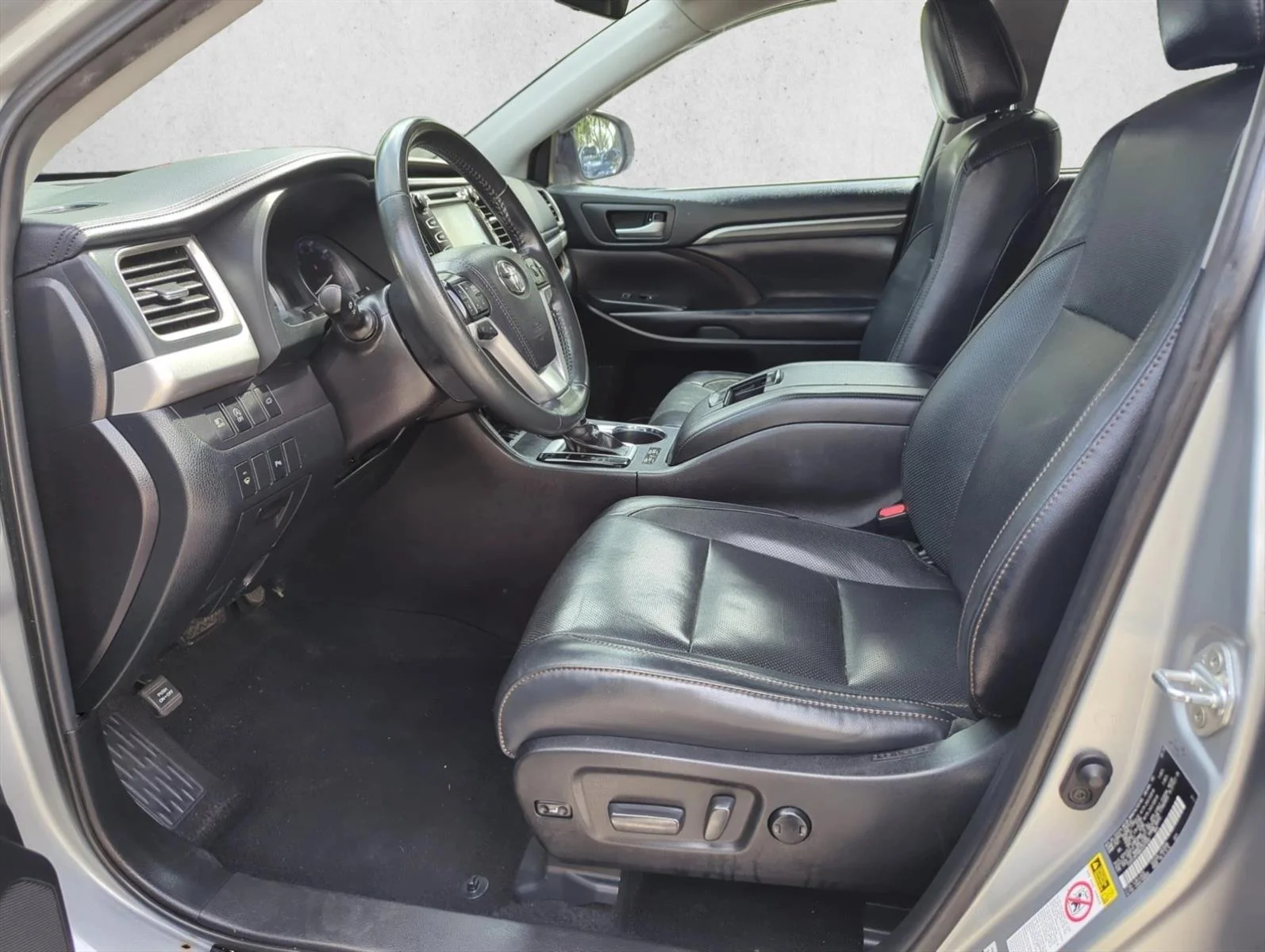 Used 2019 Celestial Silver Metallic Toyota Limited image 12