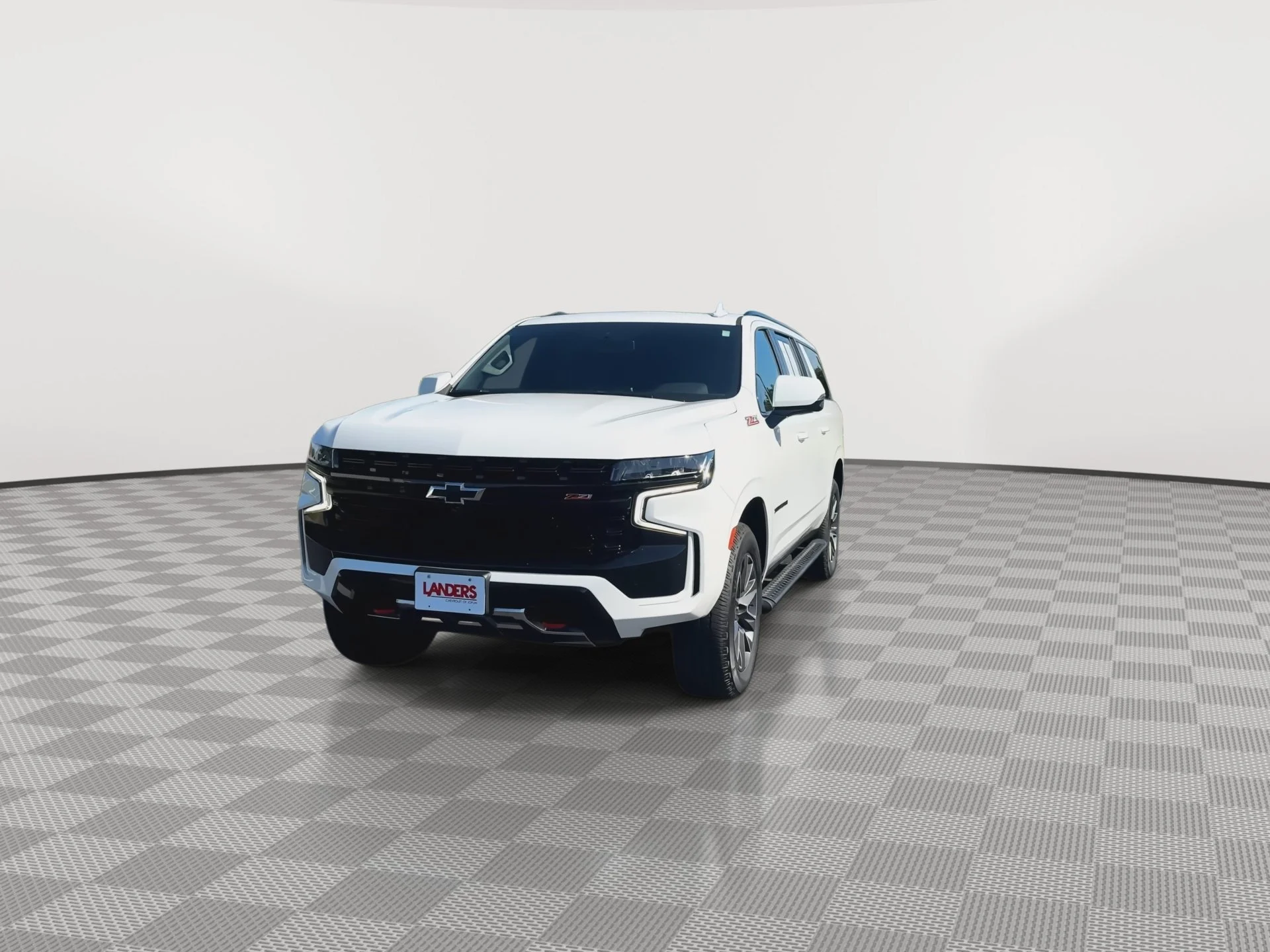Certified Used 2023 Summit White Chevrolet Z71 image 4