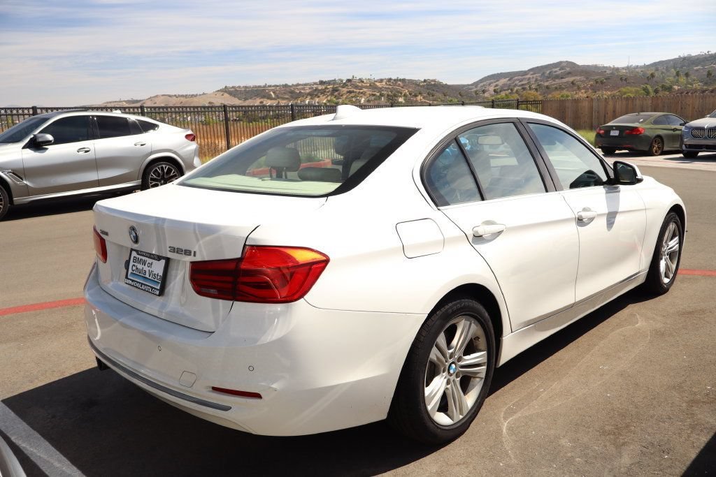 Used 2016 White BMW 328i xDrive image 3