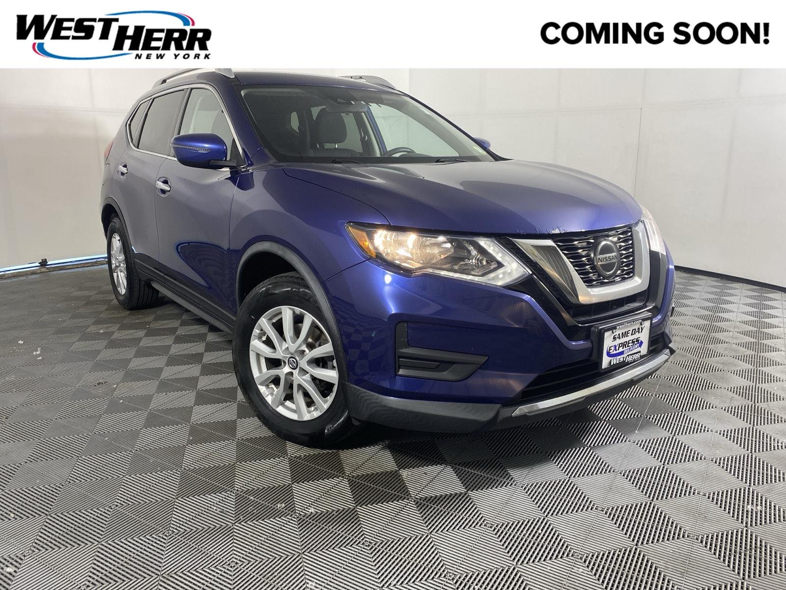 Used 2019 Caspian Blue Metallic Nissan SV image 1