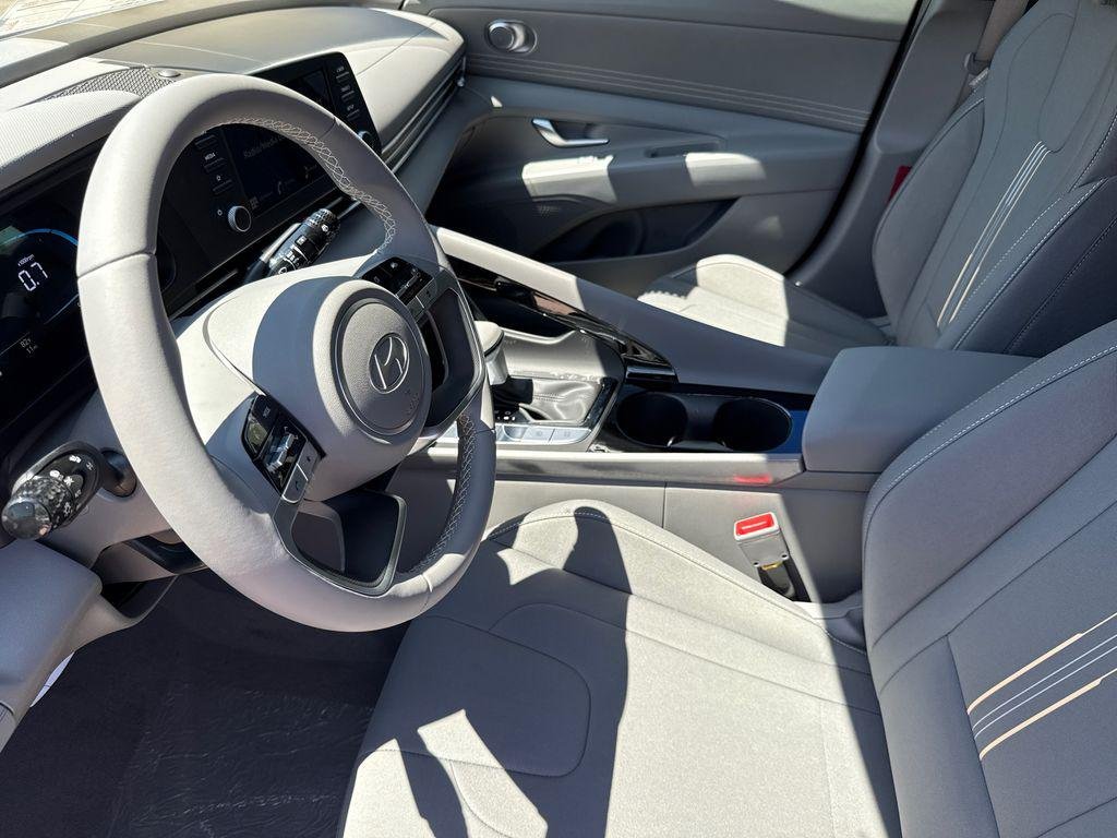 New 2026 Black Hyundai SEL Sport Premium image 18
