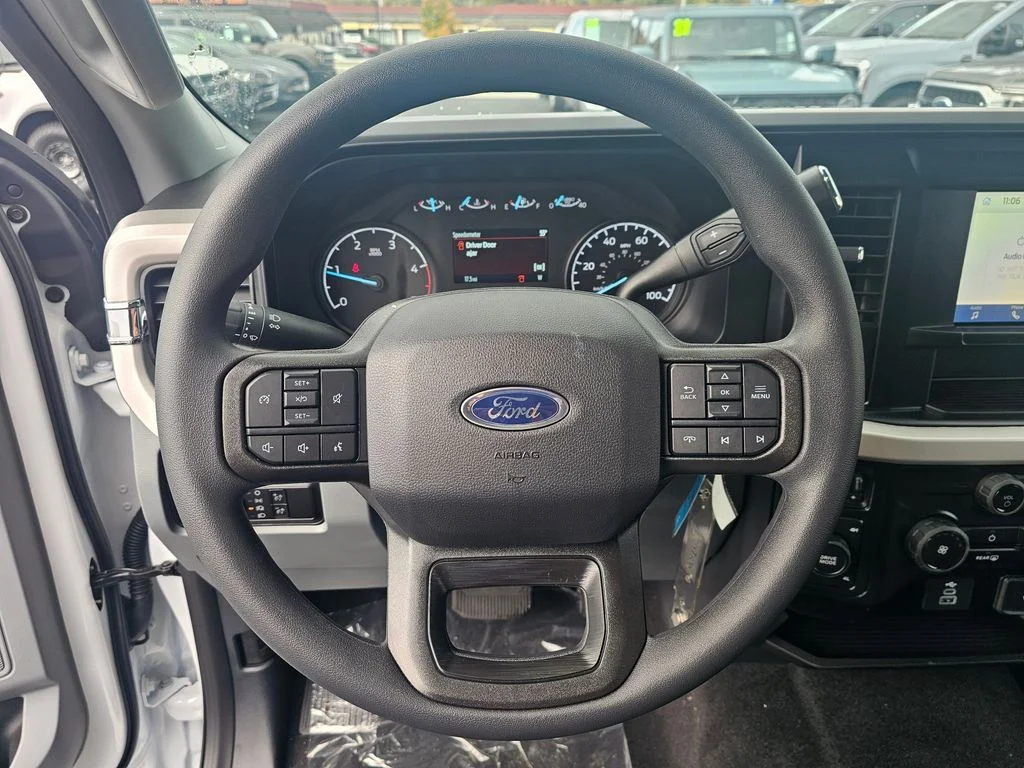 New 2026 Oxford White Ford F-350® XL image 26