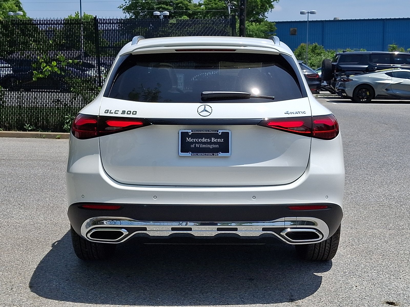 New 2026 Polar White Mercedes-Benz GLC 300 image 5
