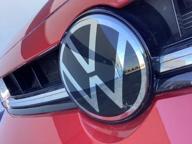 Used 2025 Red Volkswagen 1.5T SE image 4