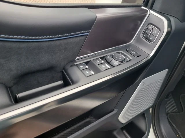 New 2026 White Metallic Ford Platinum image 17