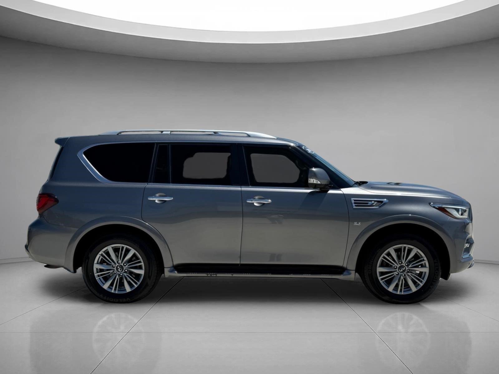 Used 2019 Graphite Shadow INFINITI LUXE image 12