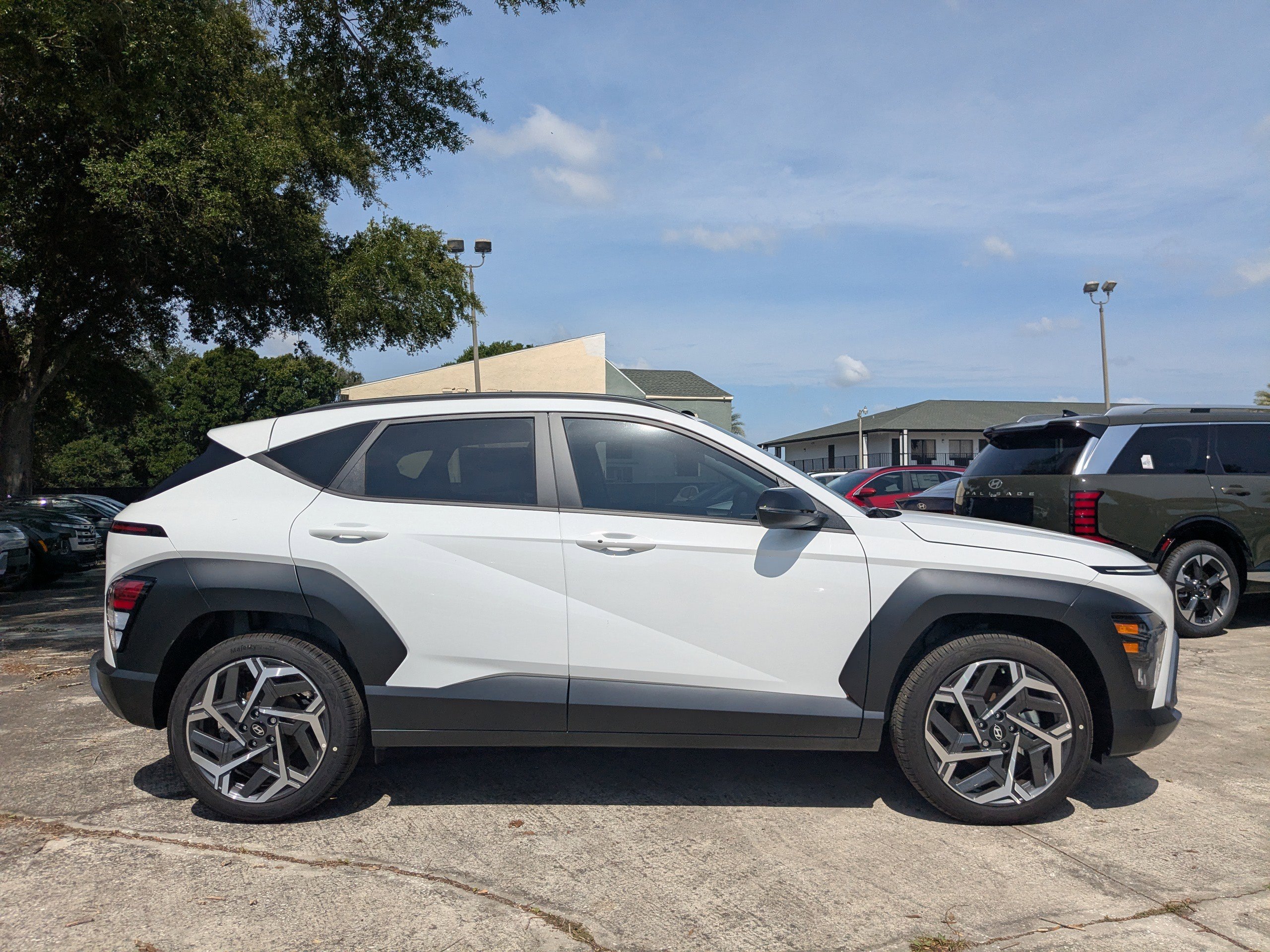 New 2026 Atlas White Hyundai SEL Premium FWD image 40