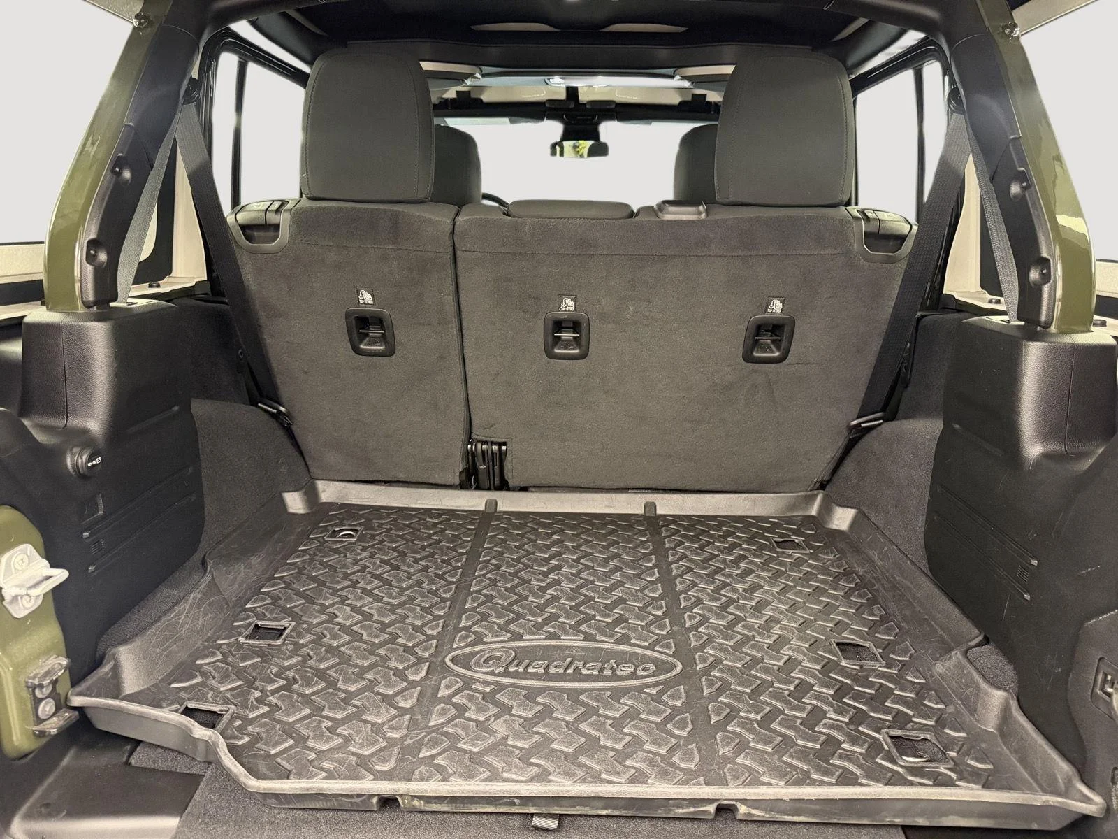 Used 2021 Sarge Green Clearcoat Jeep Unlimited Sport Altitude image 18