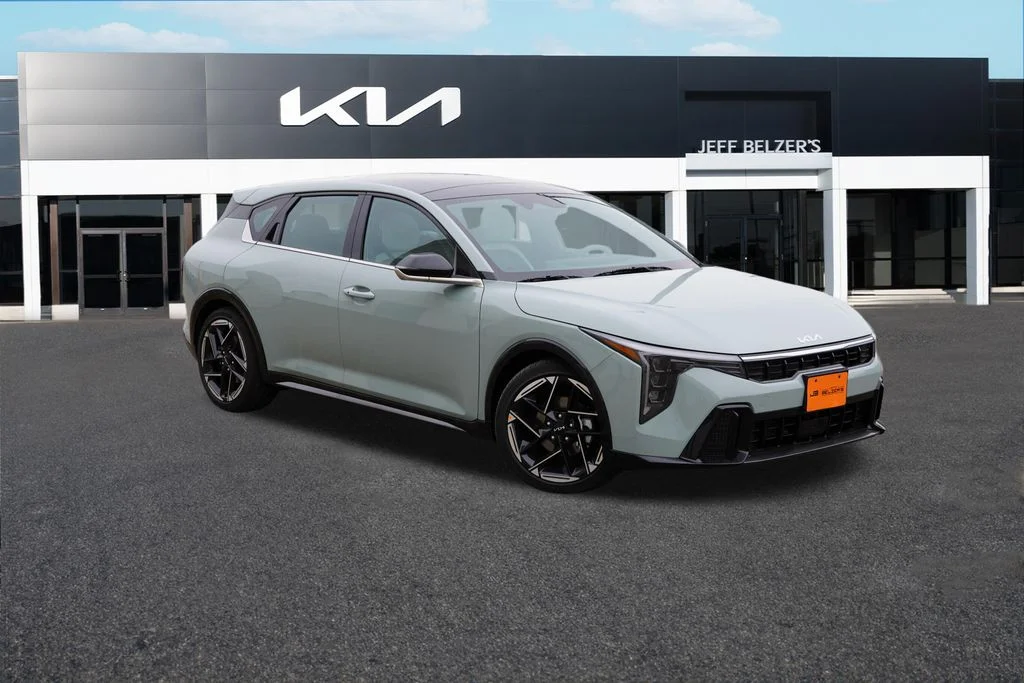 2026 Kia K4 GT-Line AT Hatchback's photo
