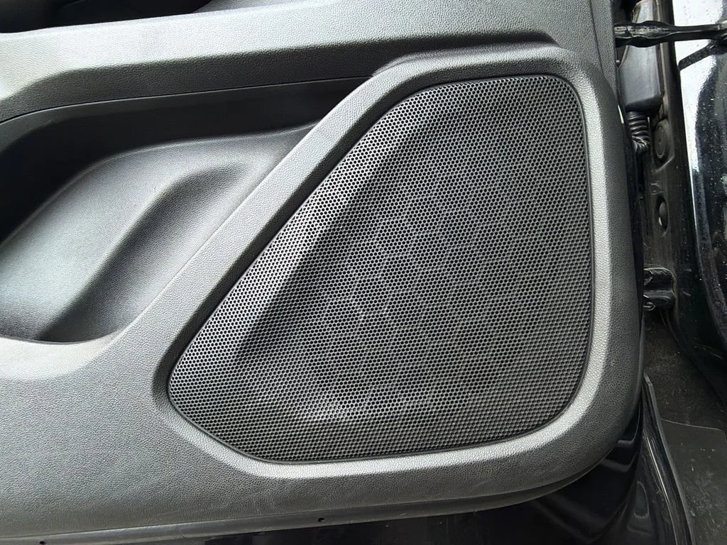 2023 GMC Terrain SLT - Photo 28