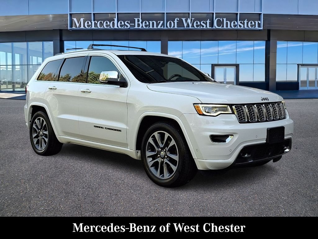 2017 Jeep Grand Cherokee Overland 4WD's photo