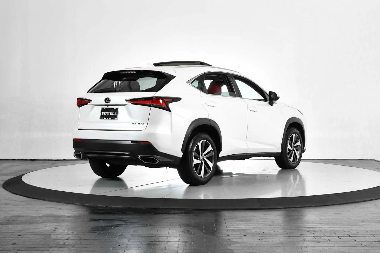 Used 2020 Eminent White Pearl Lexus  image 8
