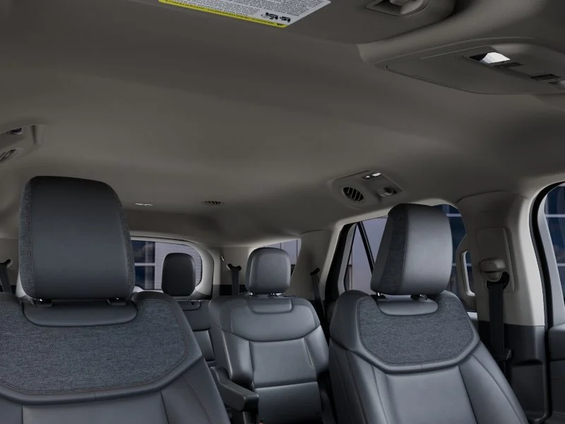 New 2027 Avalanche Gray Ford Active image 22