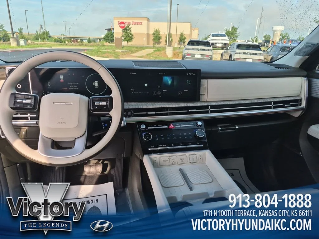 Used 2024 Black Hyundai Calligraphy image 12