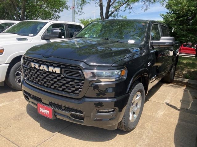 New 2026 Diamond Black Crystal Pearl-Coat Exterior Paint RAM Big Horn image 3