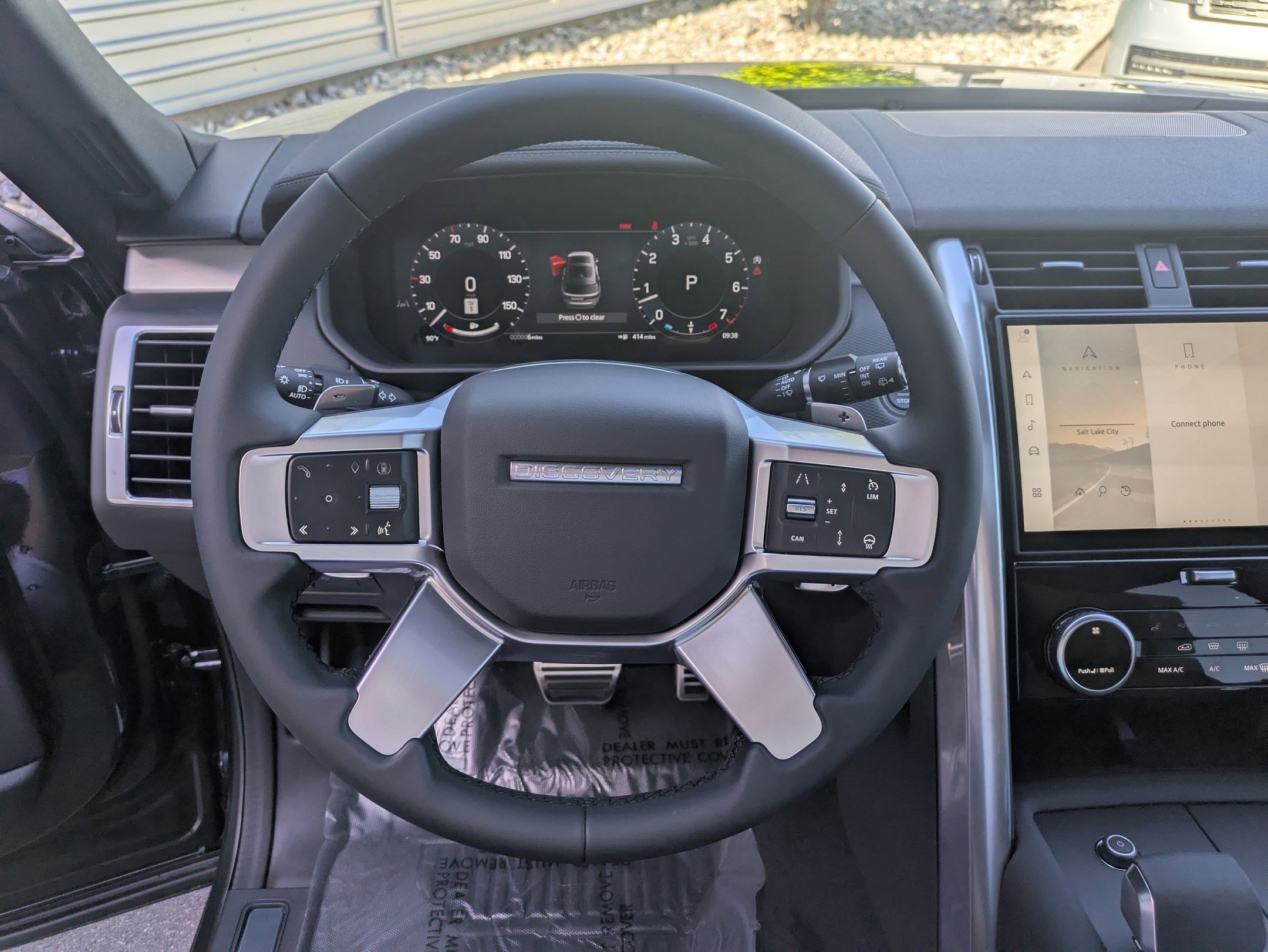 New 2026 Carpathian Grey Land Rover Gemini Edition image 15