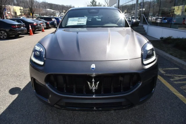 New 2025 Grigio Lava Metallic Maserati Modena image 2