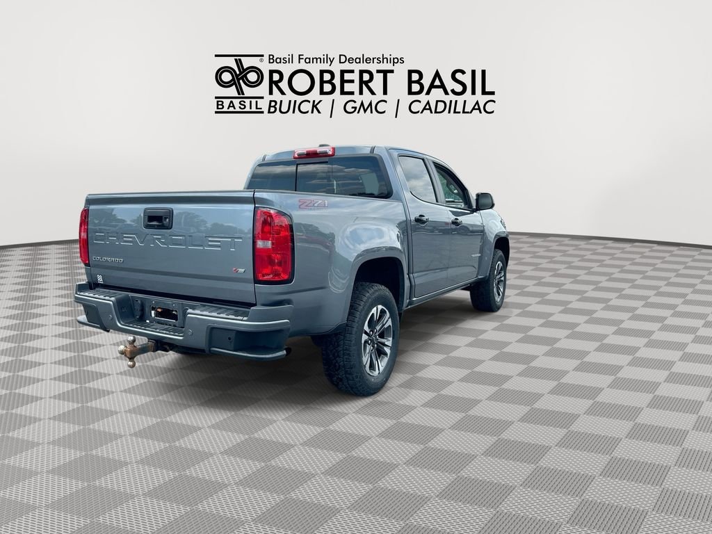 Used 2022 Gray Chevrolet Z71 image 8