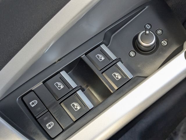 Used 2025  Audi Premium image 22