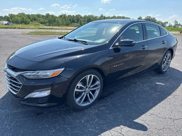 2022 Chevrolet Malibu's photo