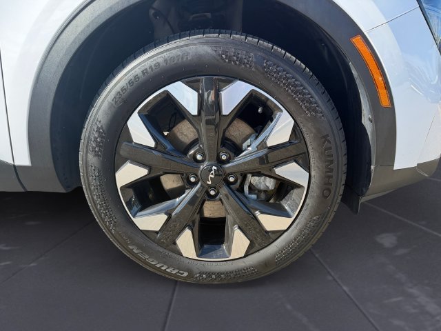 Certified Used 2024 White Kia X-Line image 45