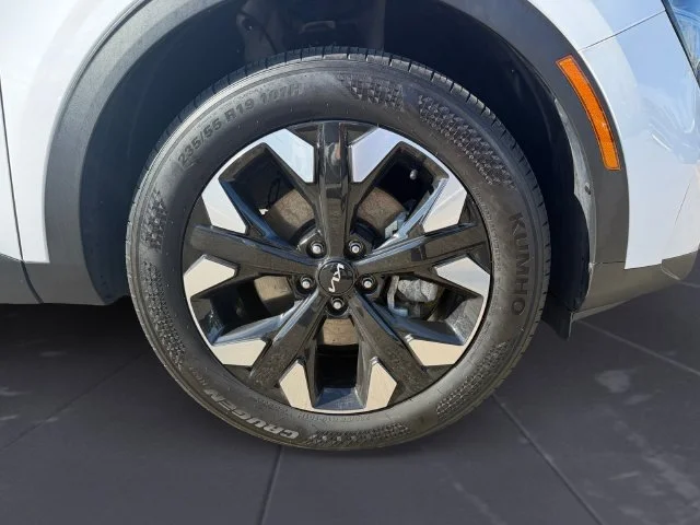 Certified Used 2024 White Kia X-Line image 45