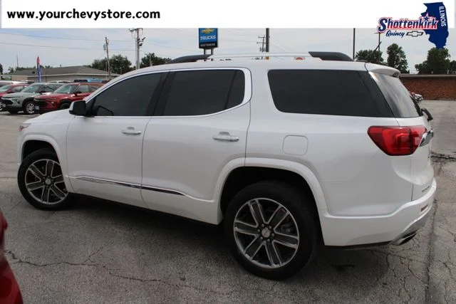 Used 2018 White GMC Denali image 3