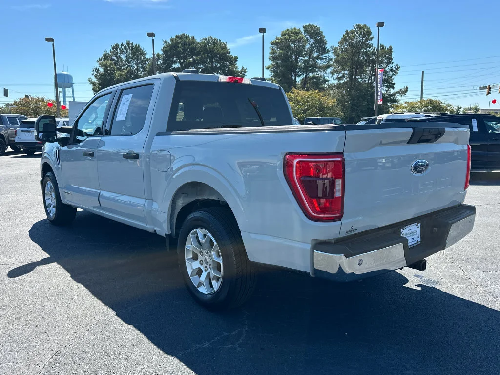 Used 2023 White Ford XLT image 5