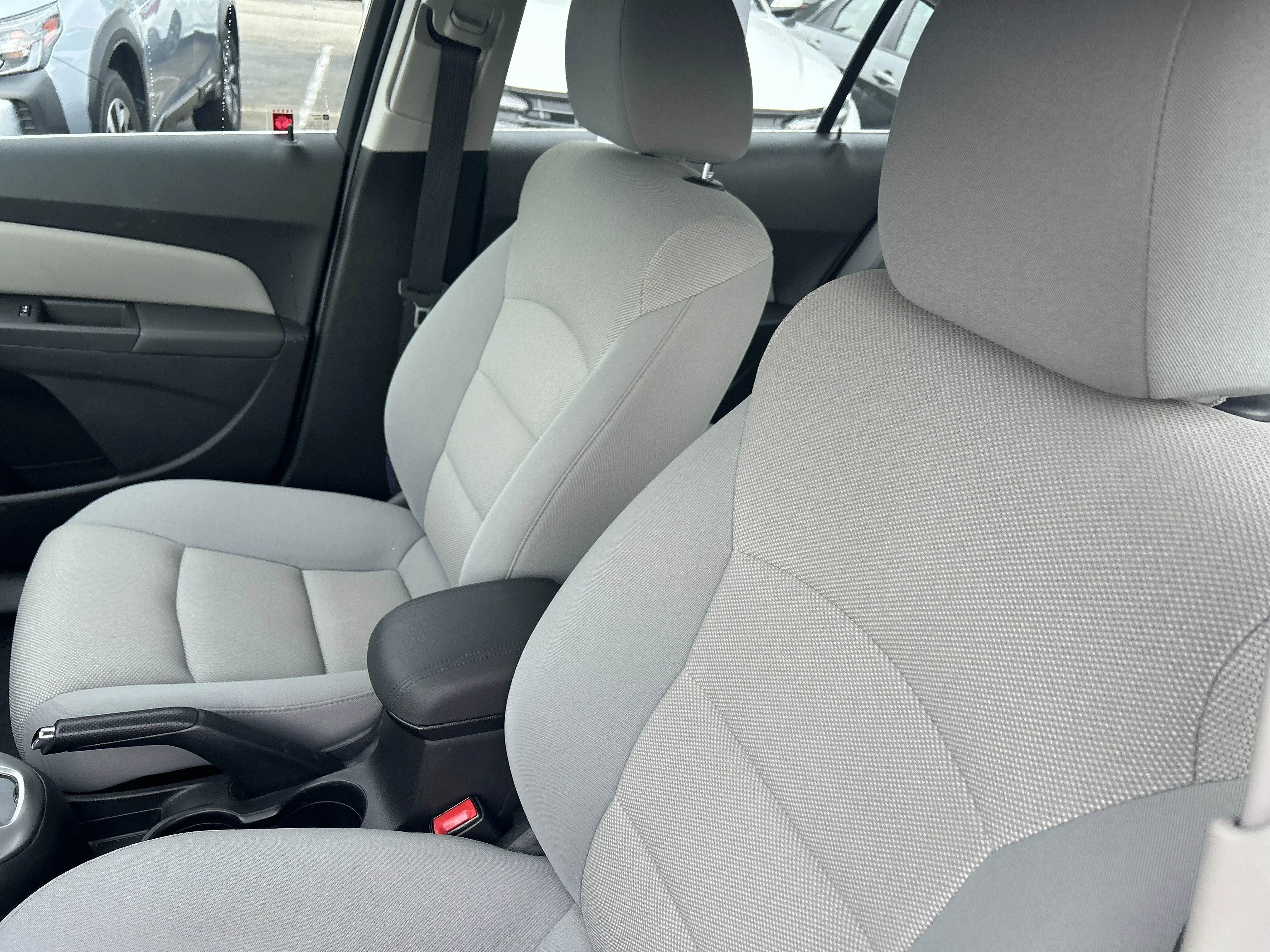 Used 2016 Summit White Chevrolet LT image 12
