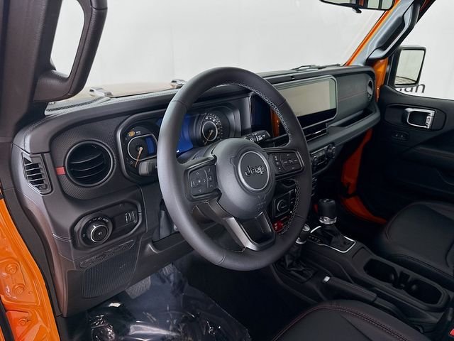 Used 2025 Orange Jeep Rubicon image 9